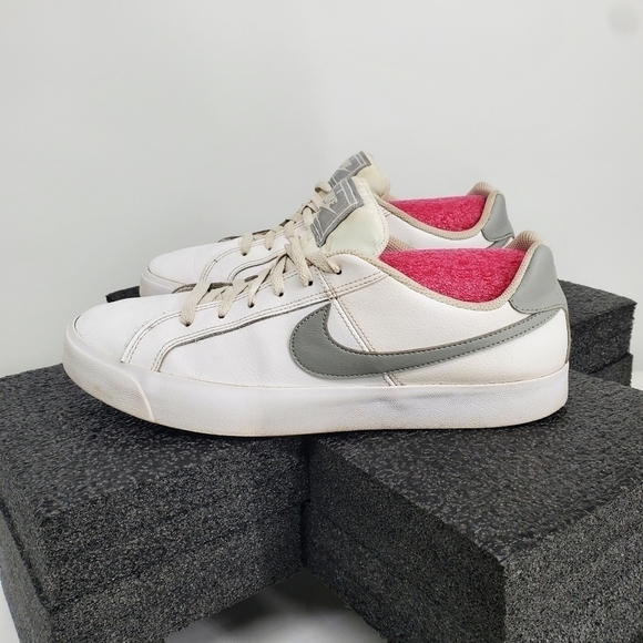 Nike Shoes Men 11.5 Leather Court Royale AC White Casual Sneakers BQ4222 105 - Picture 7 of 12